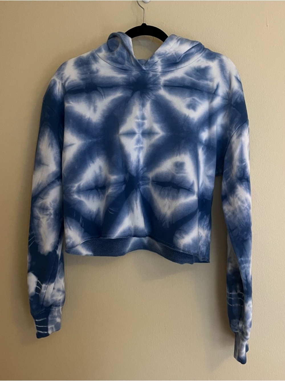 Gap Teen Pullover Cropped Sweatshirt Tie Dye Blue And White  Hoodie